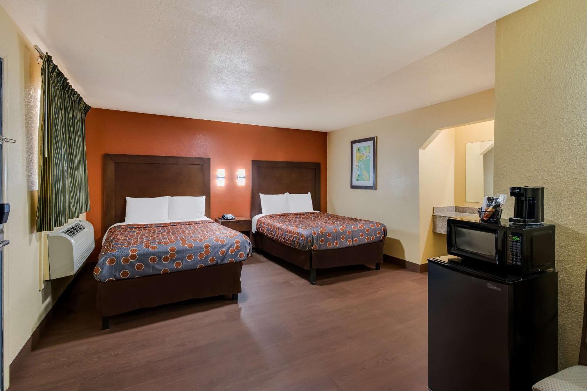 Rodeway Inn & Suites East New Orleans Exterior foto